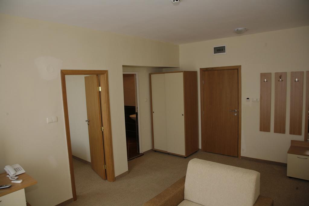 Melsa Coop Hotel Νεσέμπαρ Εξωτερικό φωτογραφία